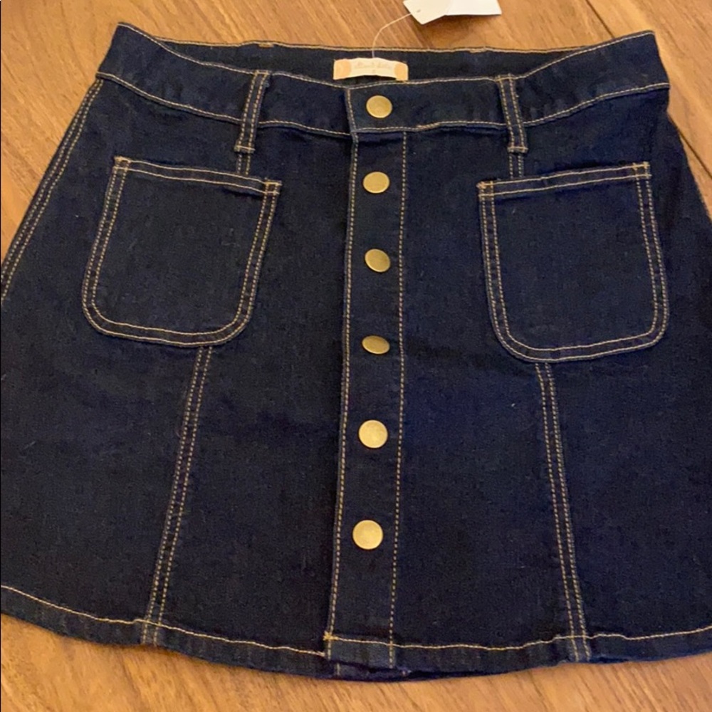 brand new jean skirt with buttons